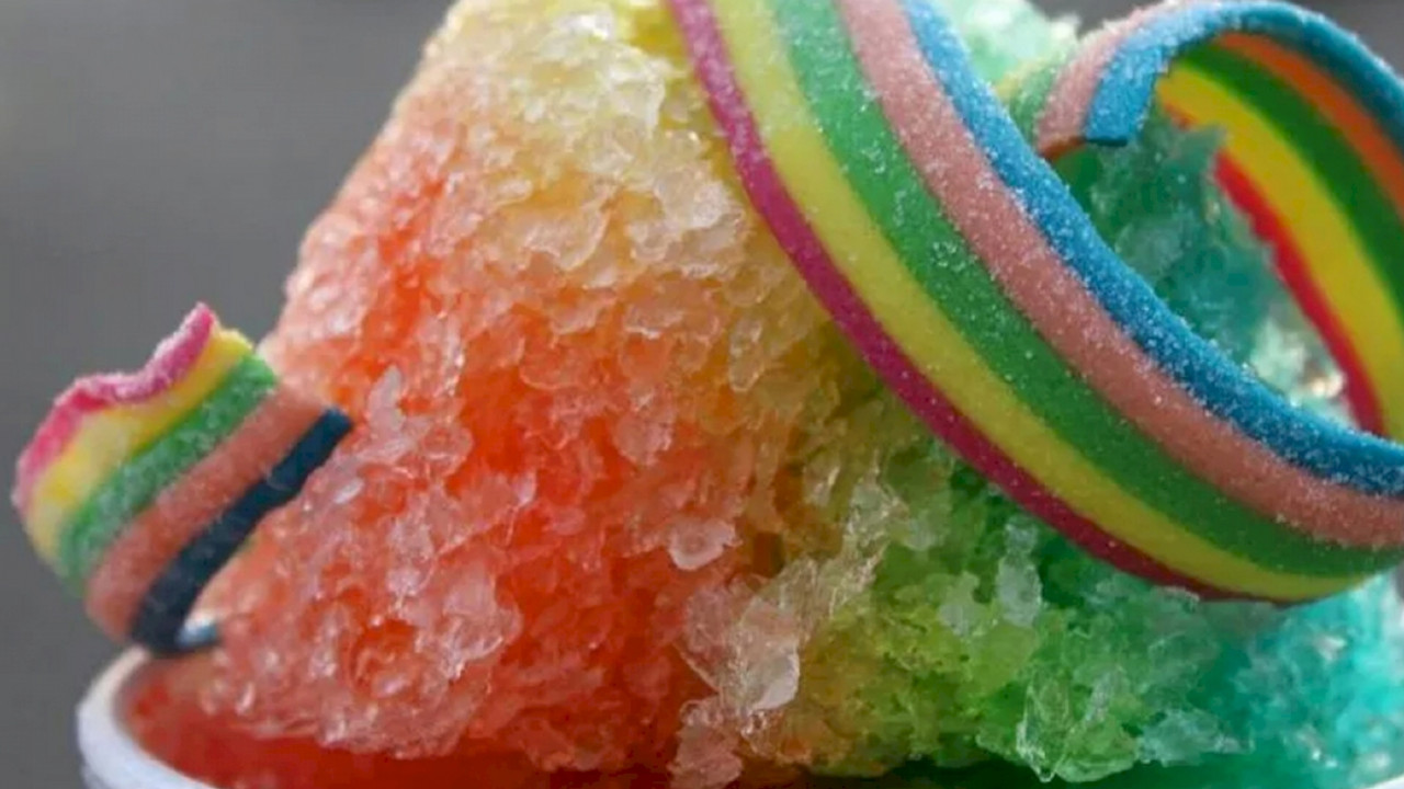 Es serut Rainbow Kakigori