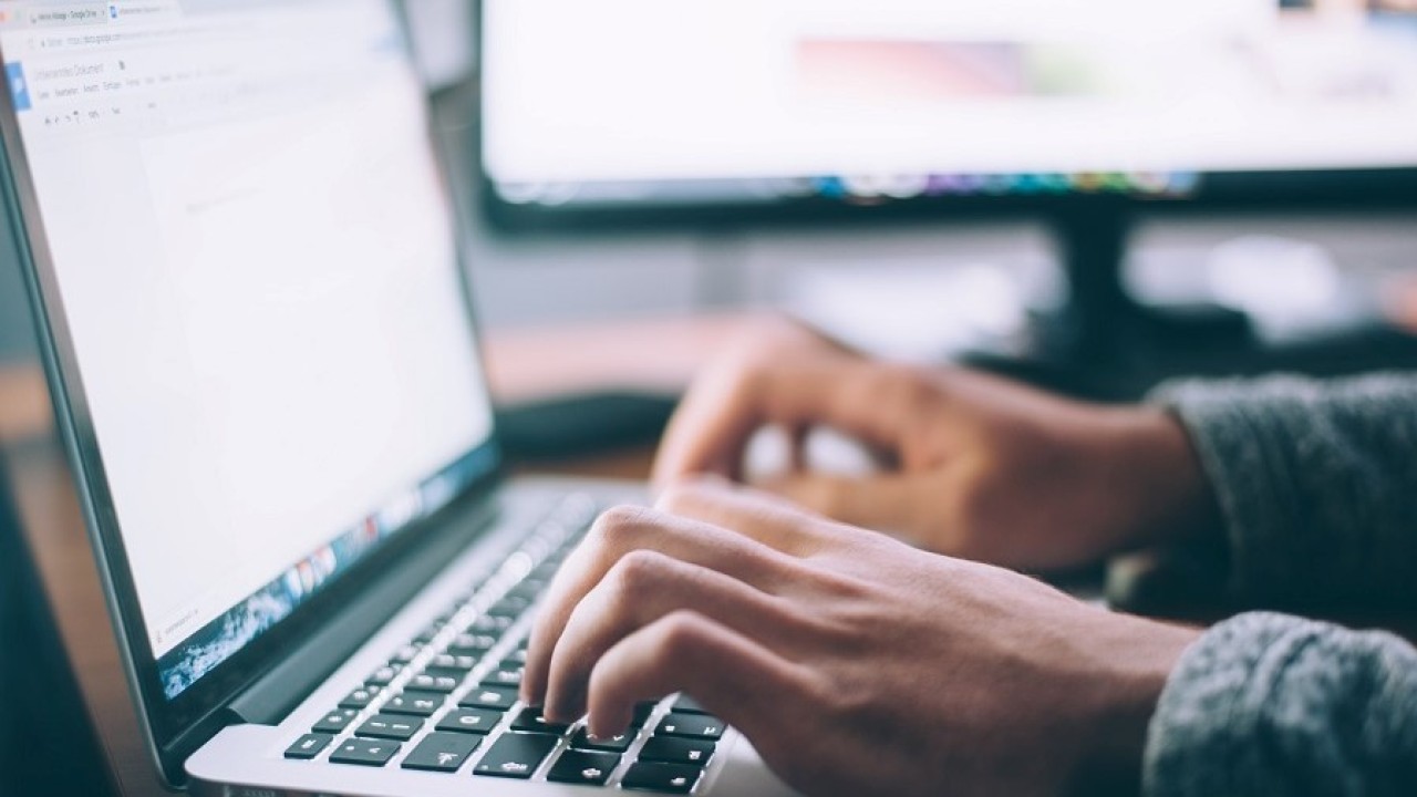 Ilustrasi akses internet di Myanmar ditutup setelah kudeta militer. (Net)