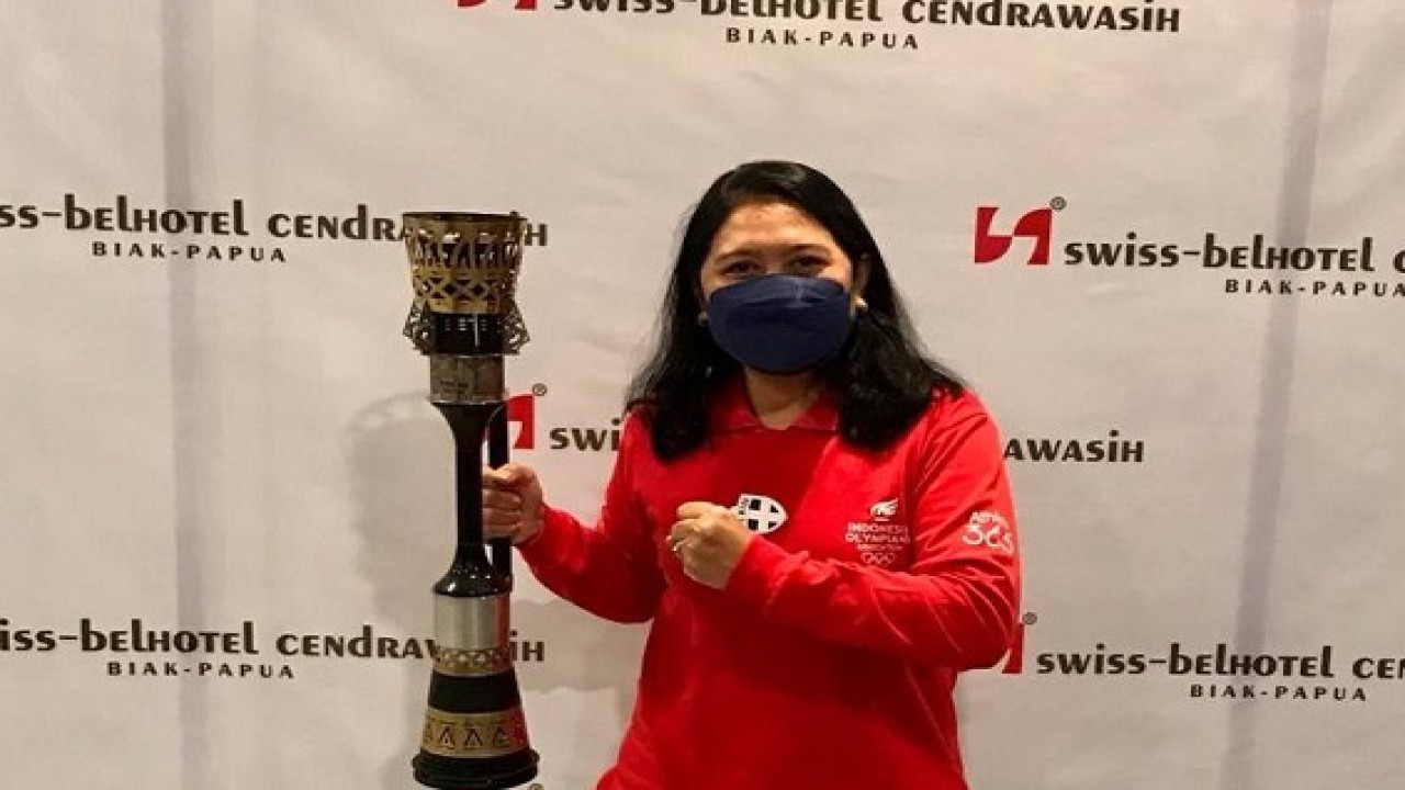 Ketua Umum IOA, Yayuk Basuki