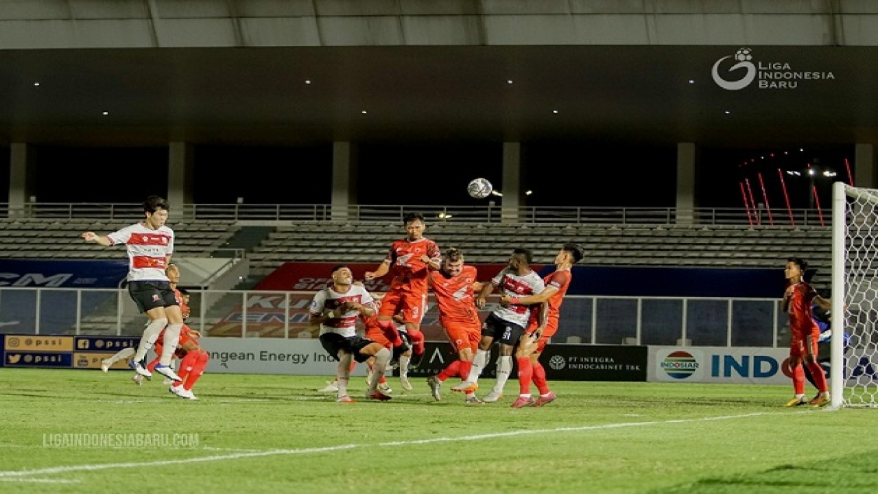 Laga Madura Unted di Liga 1 2021