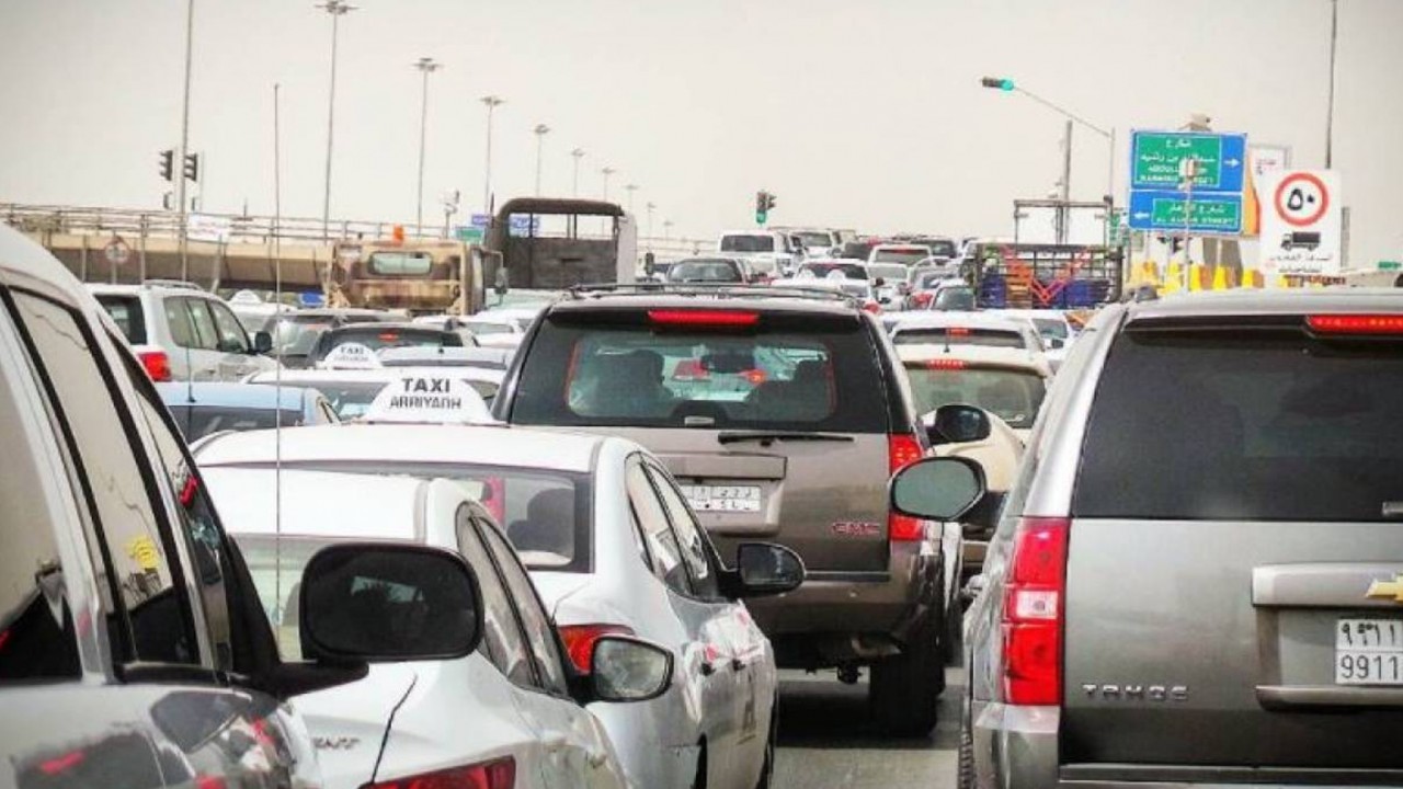 Ilustrasi Lalu lintas kendaraan