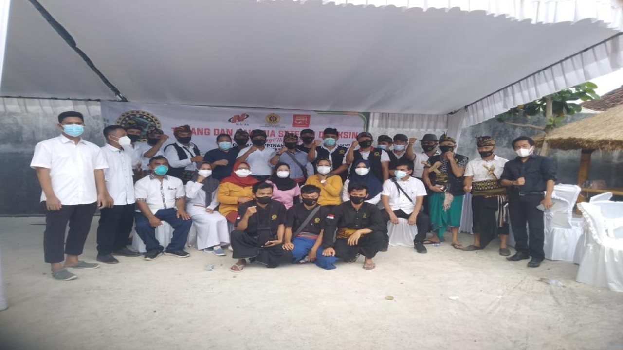 Laskar Sasak Gelar Vaksinasi Massal di Lombok