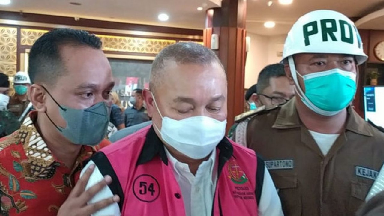 Mantan Gubernur Sumsel Alex Noerdin langsung ditahan setelah ditetapkan jadi tersangka kasus dugaan korupsi pengadaan gas bumi/ist
