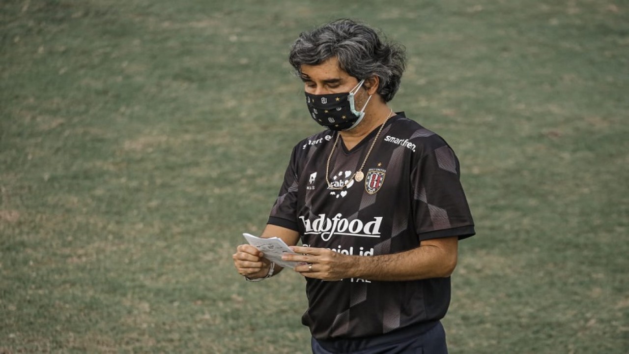 Pelatih Bali United, Stefano Cugurra