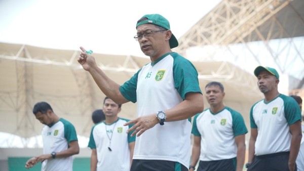 Pelatih Persebaya, Aji Santoso-1632843152