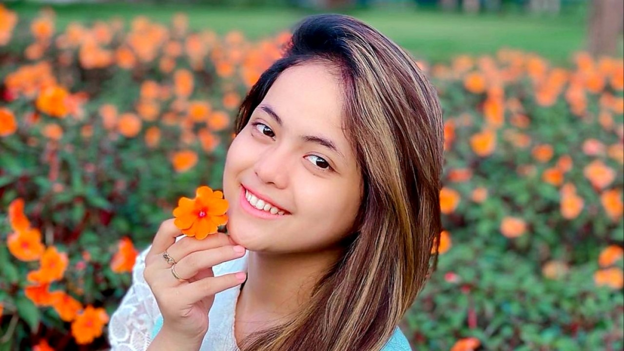 Putri DA (Instagram)