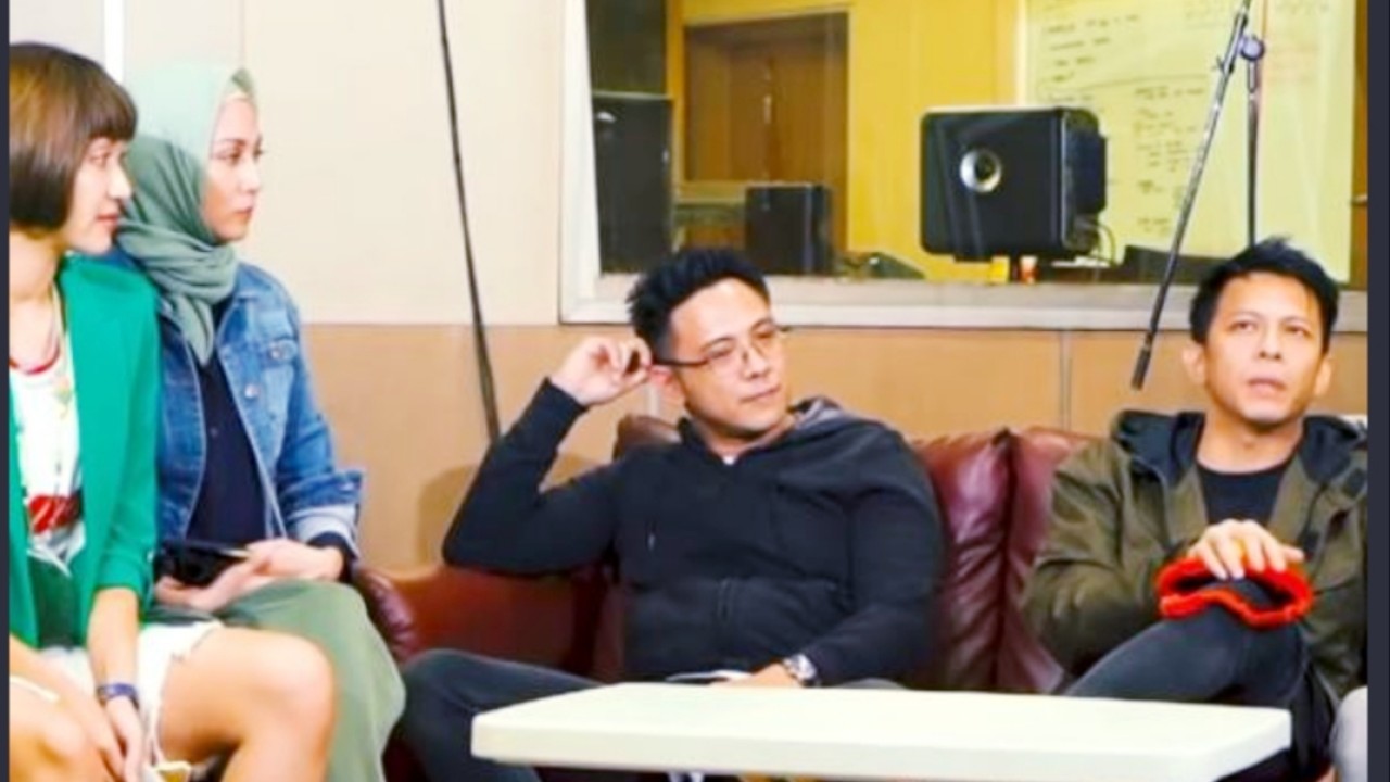 Ariel Noah saat bertemu Dina Lorenza (net)