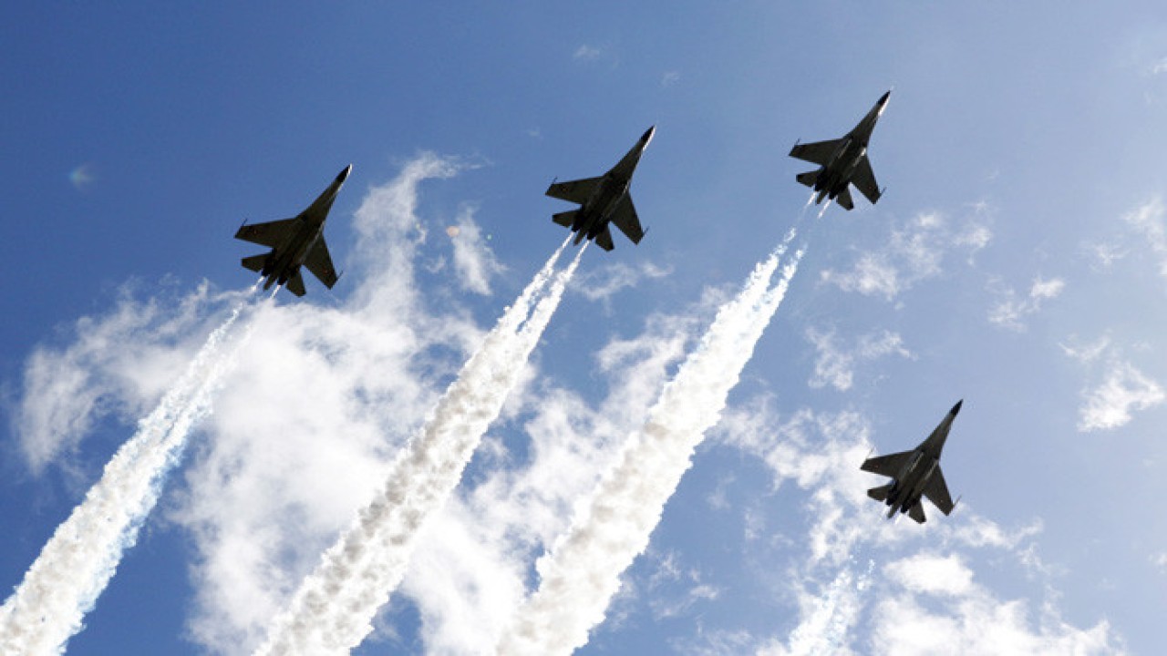 Atraksi pesawat tempur. (Net)