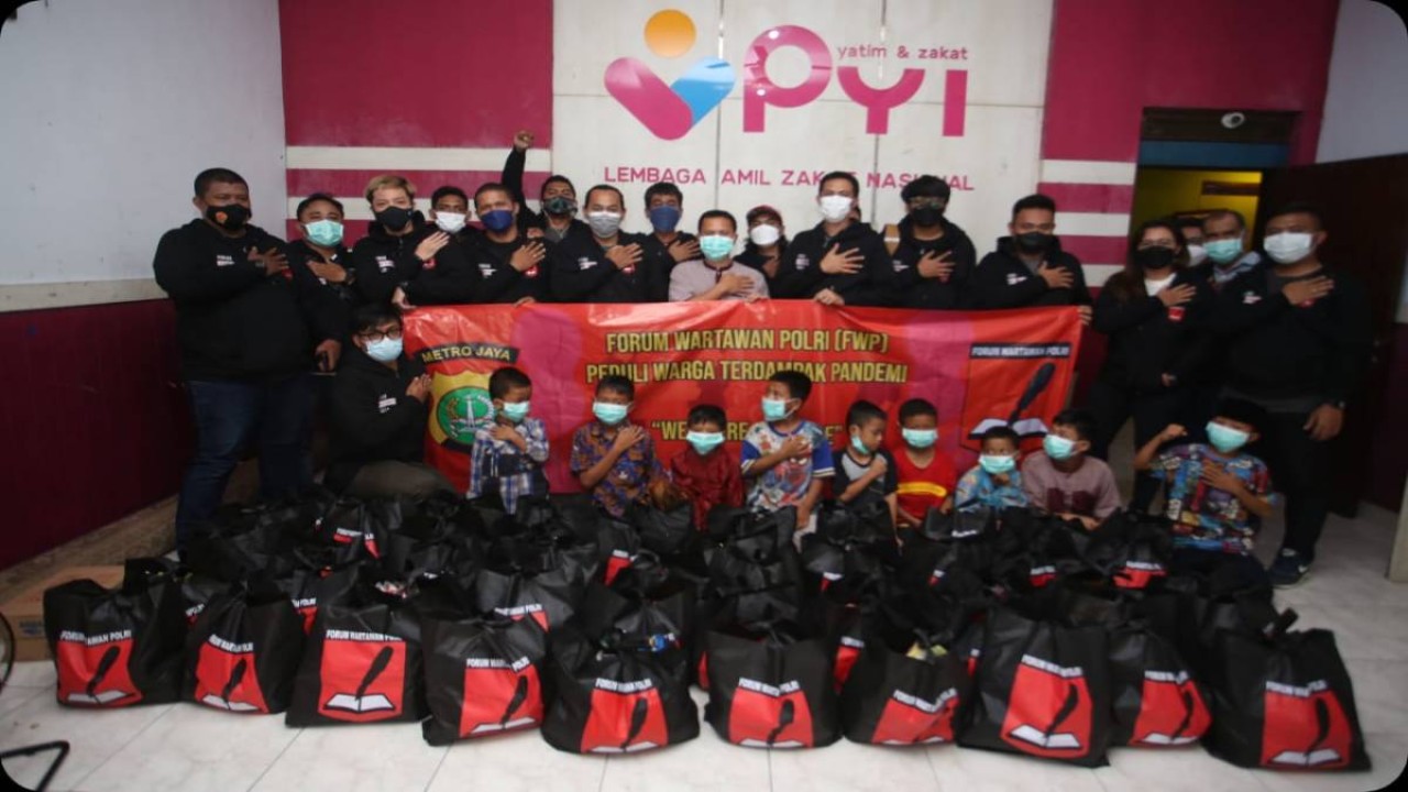 Kegiatan baksos Forum Wartawan Polri (FWP).