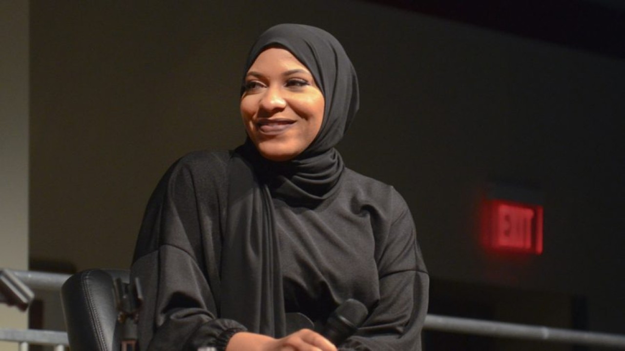 Ibtihaj Muhammad katakan guru tersebut melepaskan paksa jilbab di kelas. (Net)