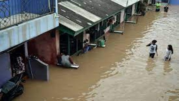 Ilustrasi banjir di Bekasi-1635649089