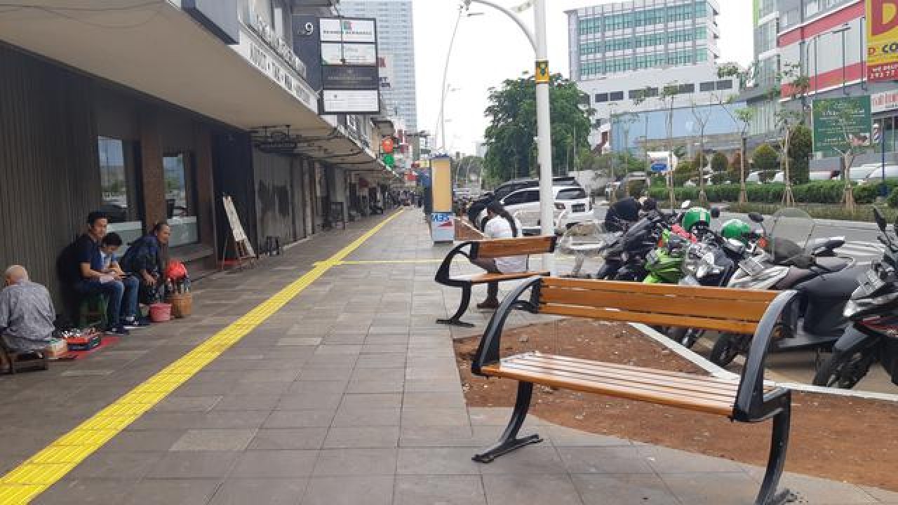 Jalan Cikini Raya, salah satu jalan yang dipertimbangkan untuk diganti dengan nama tokoh Betawi. (Liputan6.com)