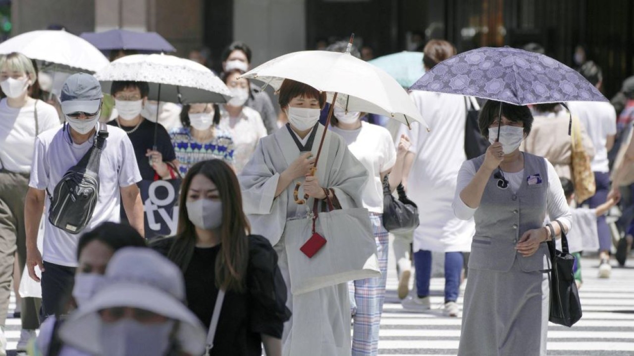 Ilustrasi warga Jepang. (Japan Times)