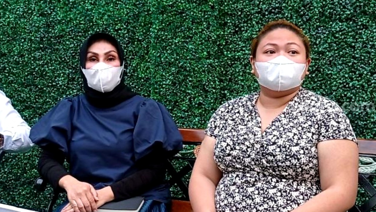 Nia Daniaty dan Olivia Nathalia (net)