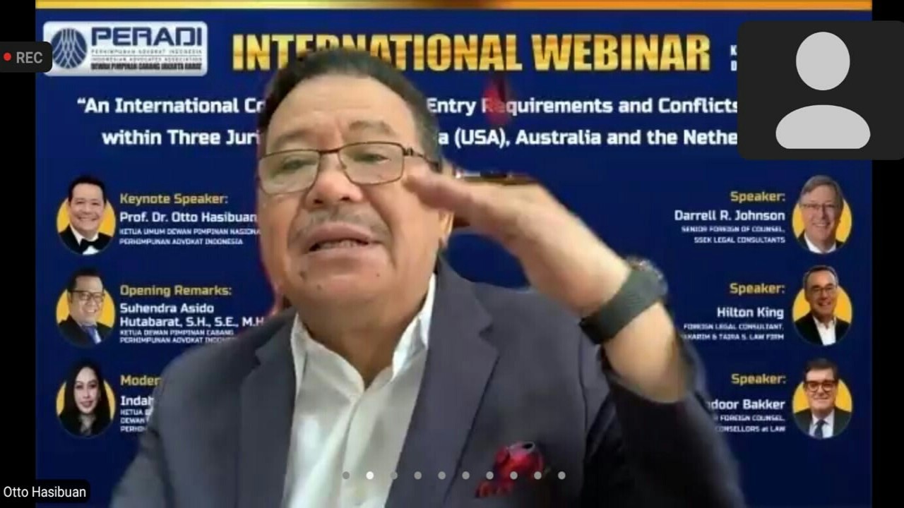 Otto Hasibuan dalam webinar internasional yang digelar DPC Peradi Jakarta Barat.