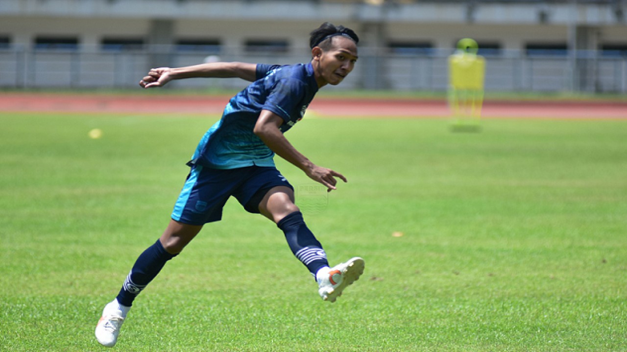 Pemain Persib, Beckham Putra