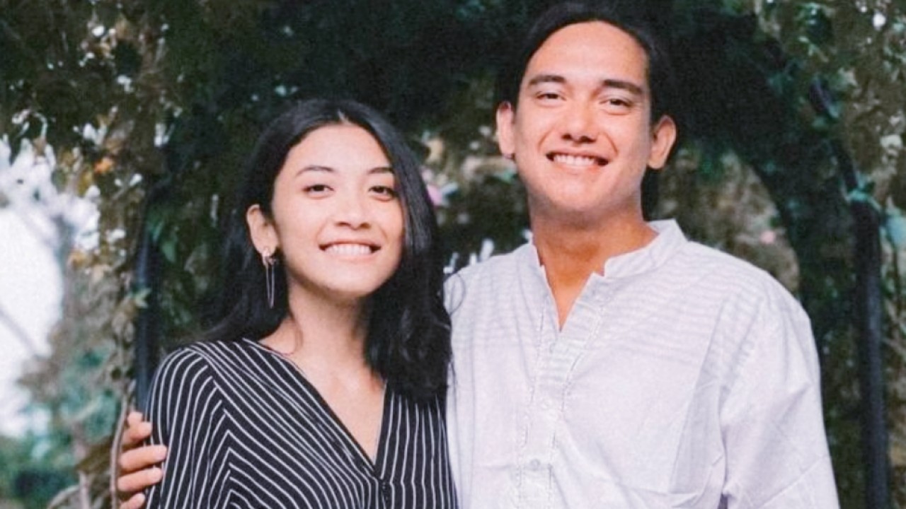 Adipati Dolken dan Canti Tachril (net)