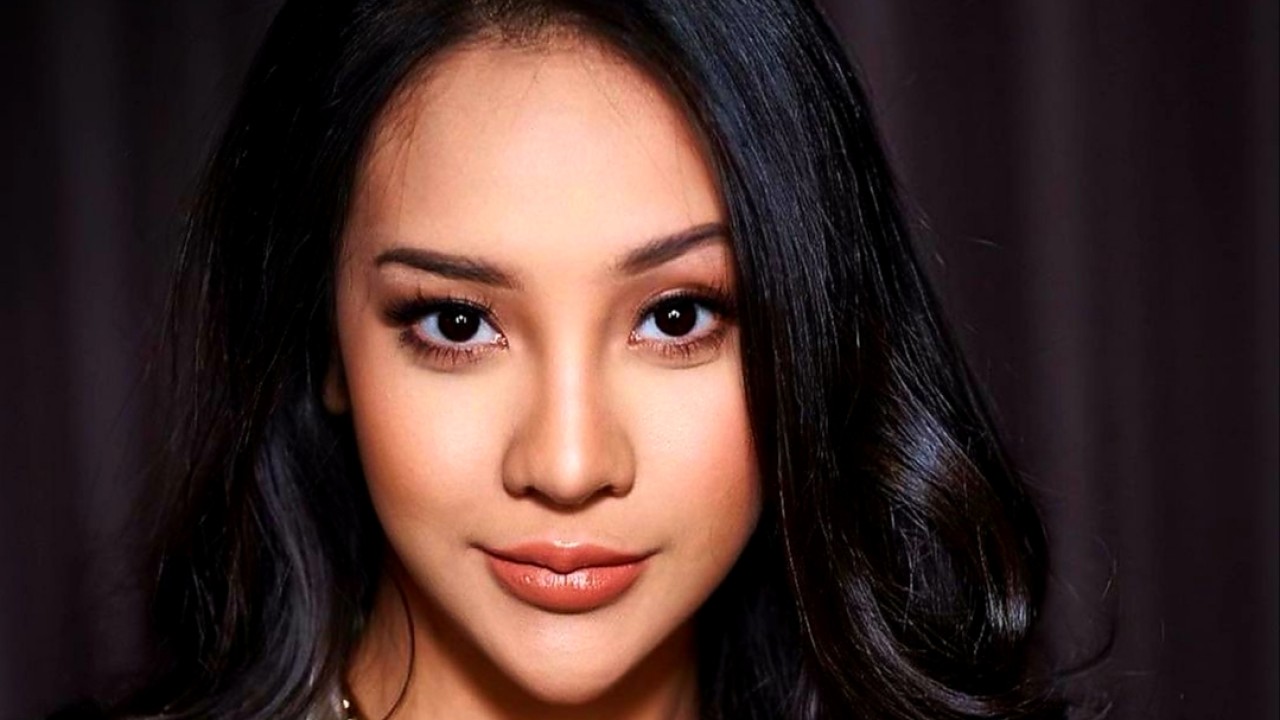 Anya Geraldine (net)