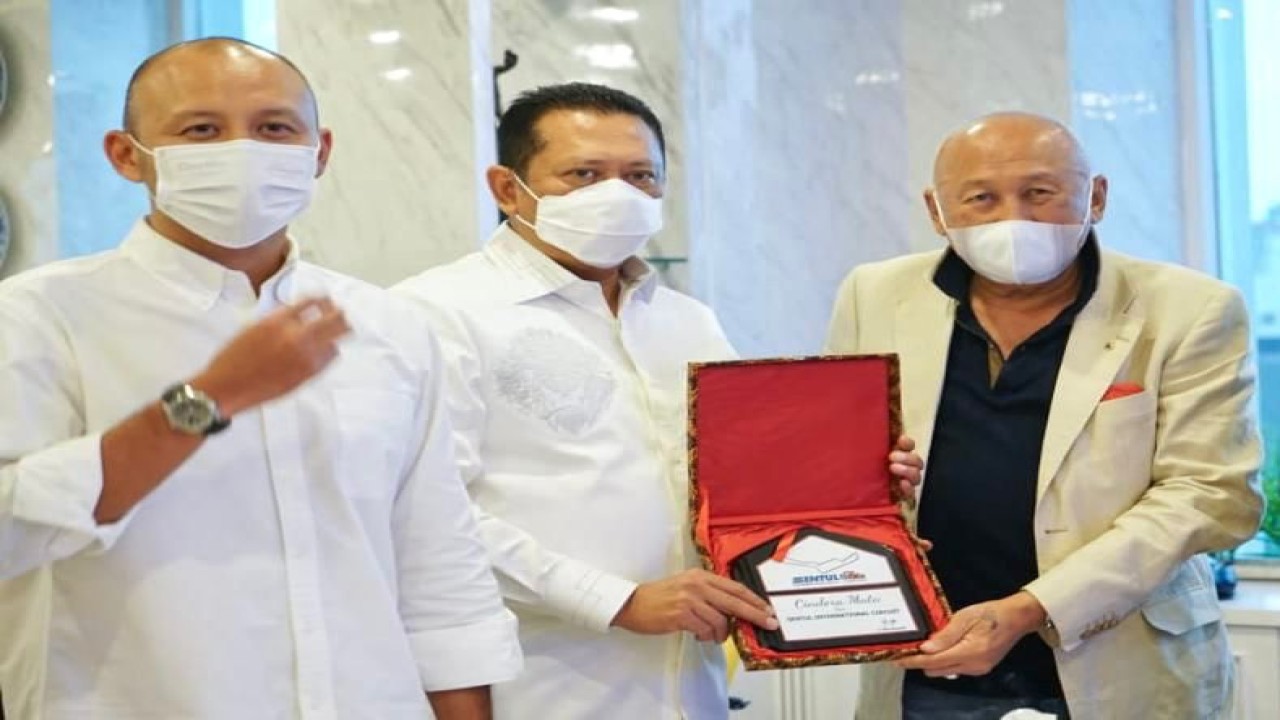 Bamsoet dan pengelola Sirkuit Internasional Sentul.