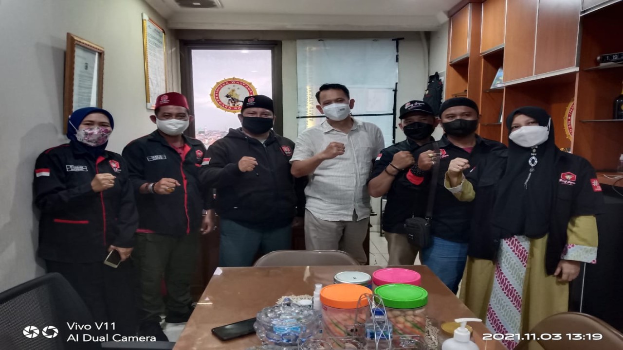 Perwakilan Bang Japar Jakarta Utara dan Kasat Intel Polres Metro Jakarta Utara.