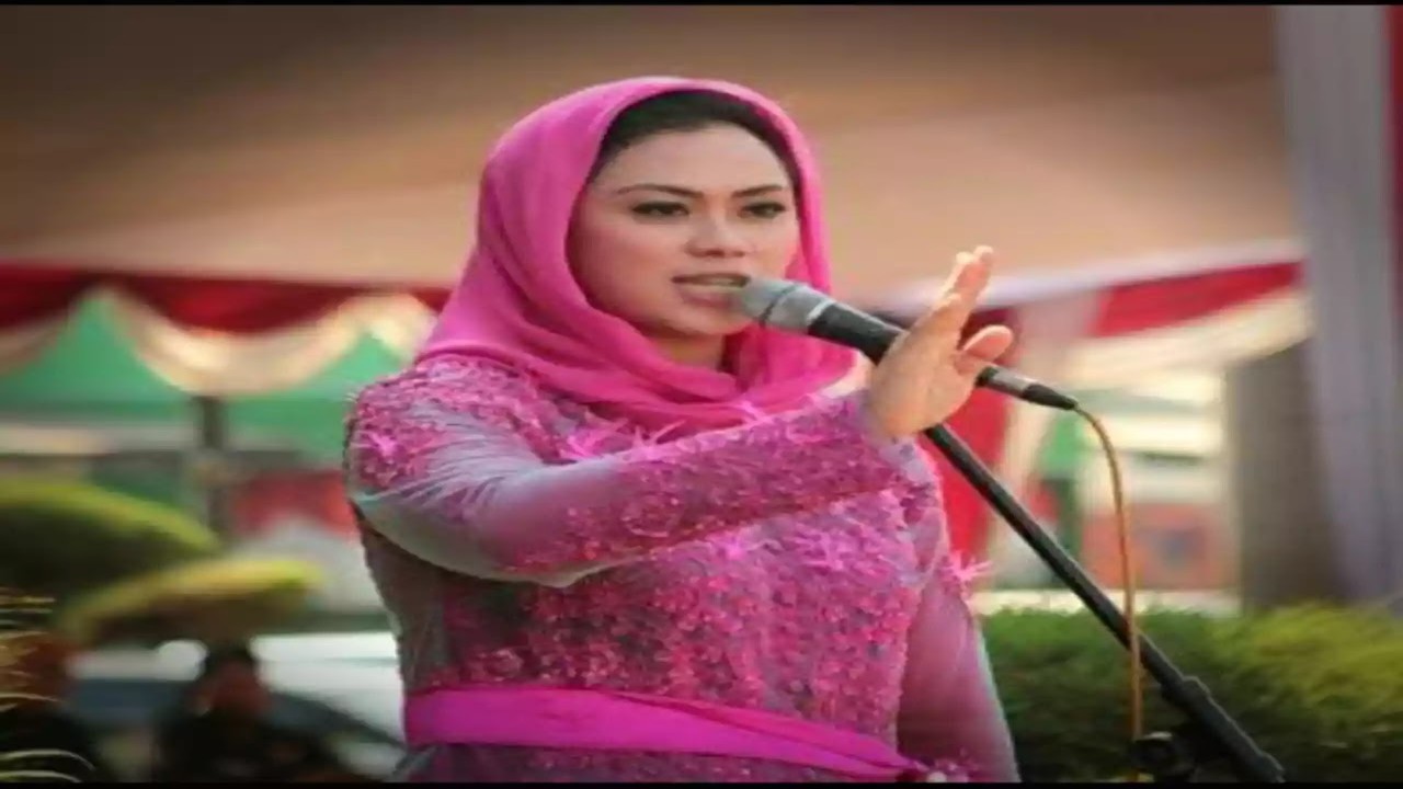 Bupati Kabupaten Karawang Cellica Nurrachadiana/ist