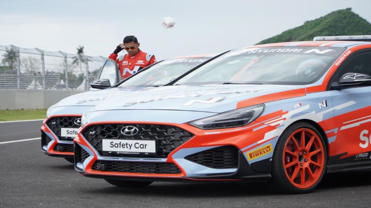 Hyundai i30 Fastback N ditunjuk sebagai safety car di World Superbike (WorldSBK) 2021, di Sirkuit Mandalika. (Hyundai)