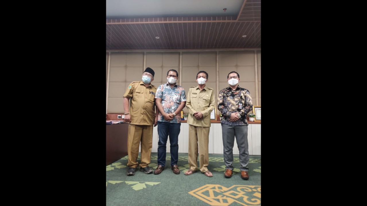 Perwakilan Kadin Indonesia dan Asproksi saat bertemu Bupati Lombok Tengah.