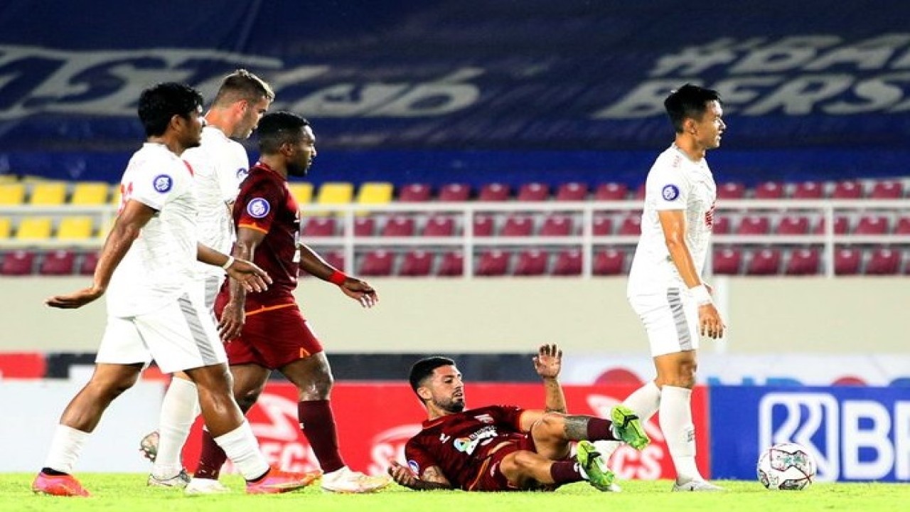 Laga Borneo FC vs PSS Sleman / Foto: Kompas