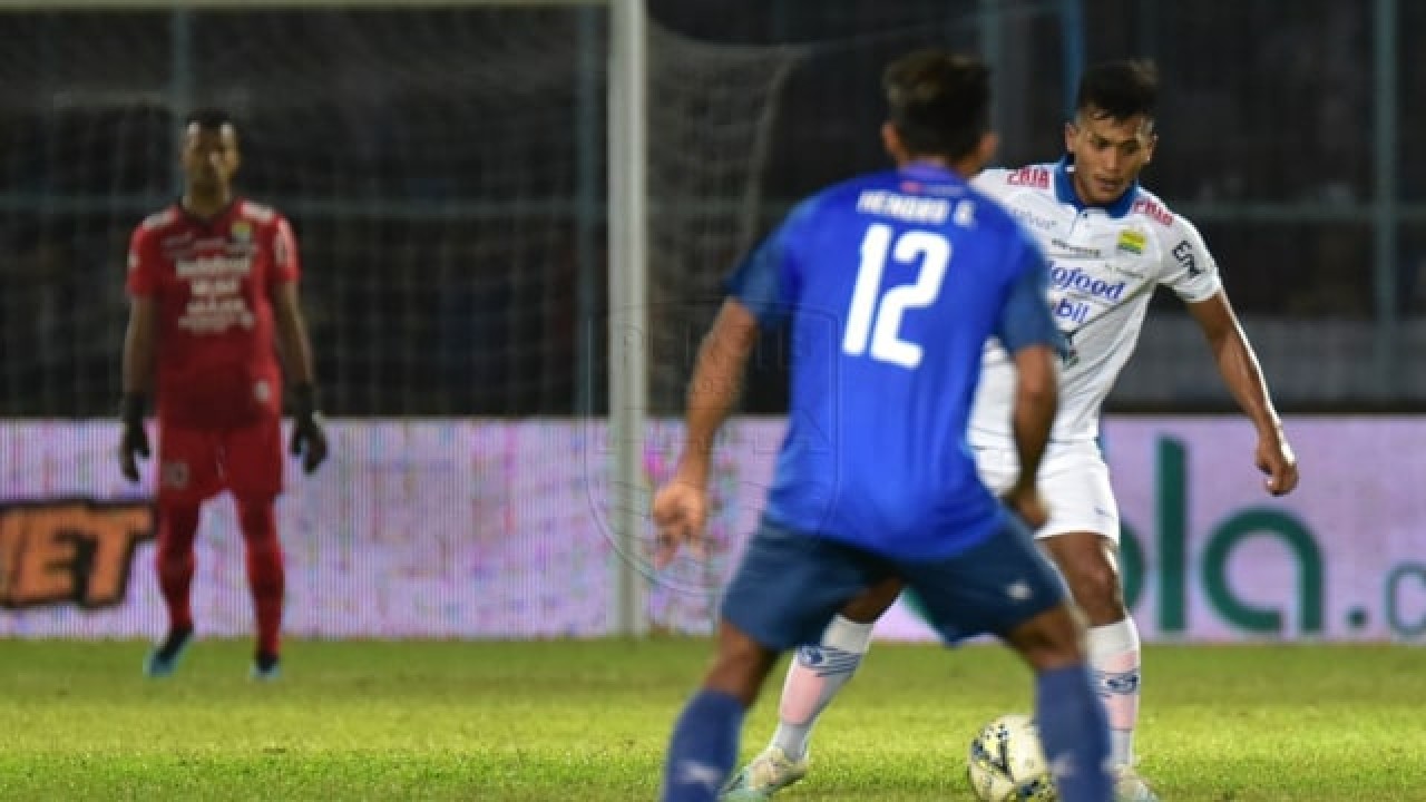 Laga Persib vs Arema FC / Foto: Ist
