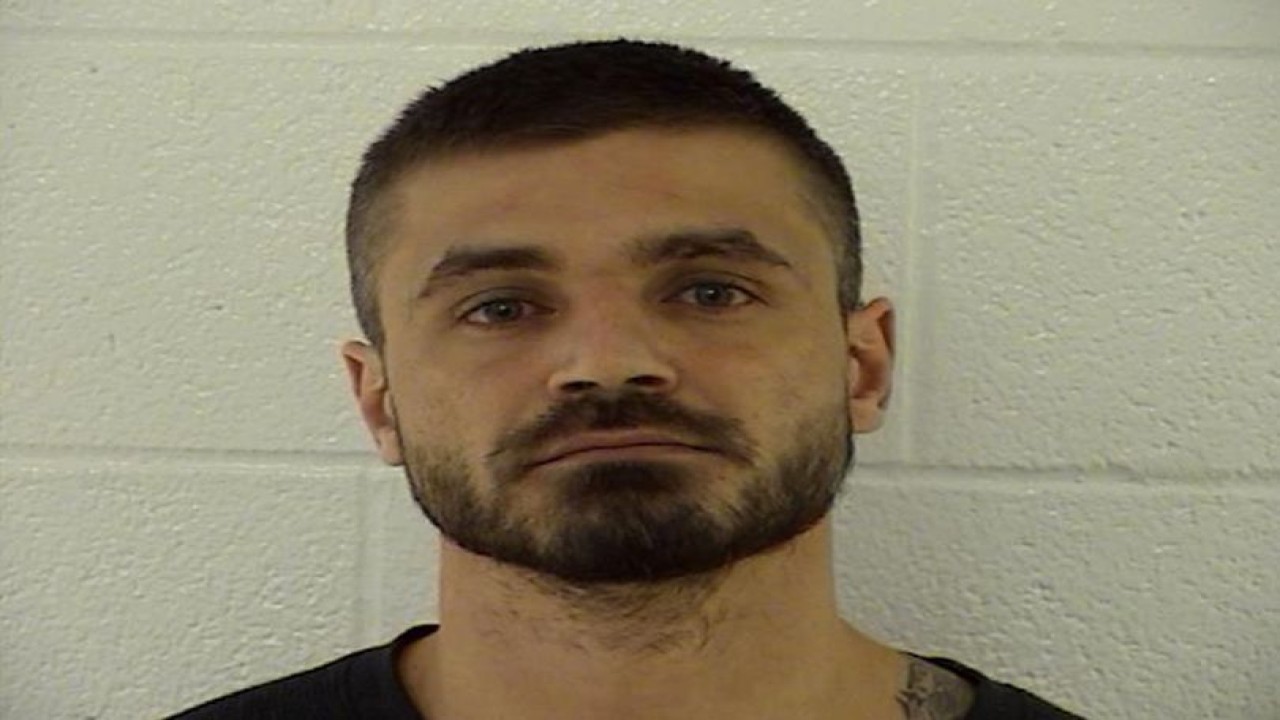 Lionel Justin Gore dituduh melakukan pembunuhan dan pembakaran terhadap ibunya. (Daily Star)