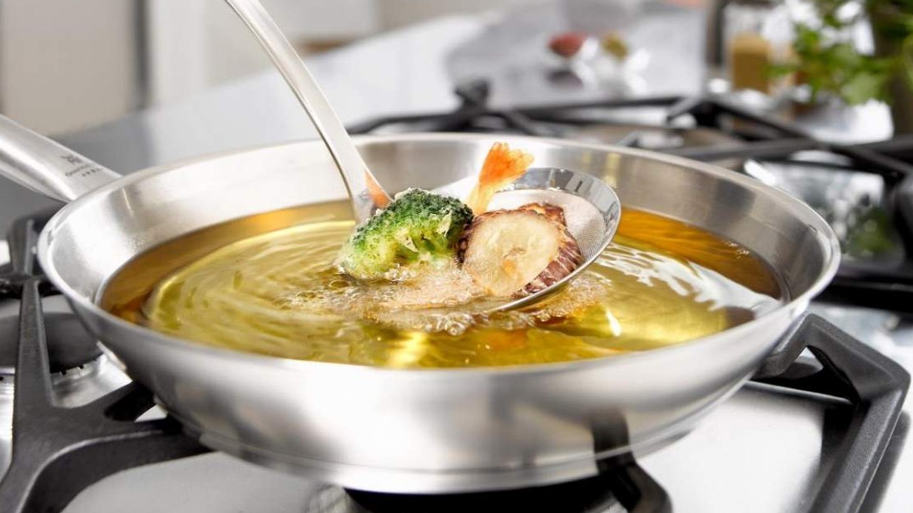 Ilustrasi, menggoreng (republika.id)