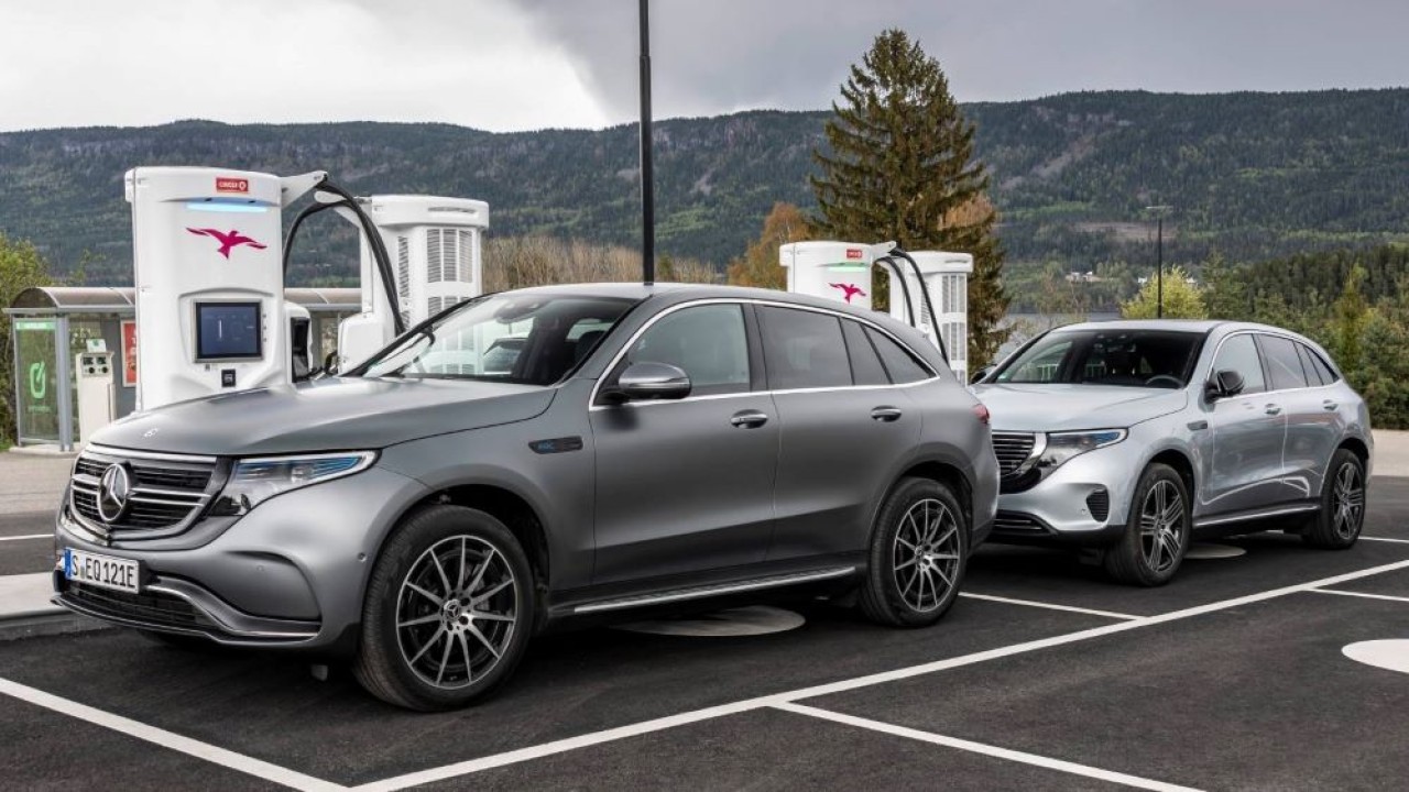 Mercedes-Benz listrik EQC 2020. (Carscoops)