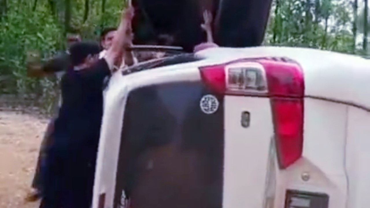 Mobil Ustadz Zacky Mirza (Instagram)