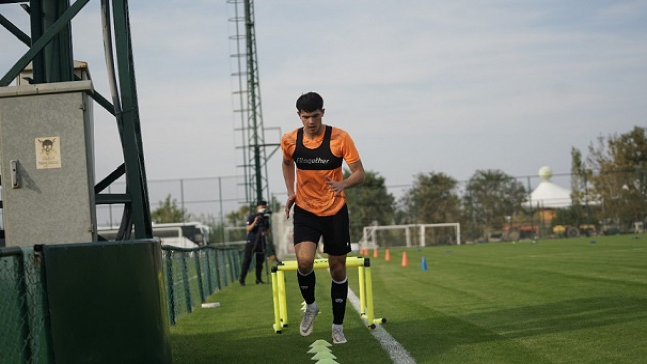 Pemain Timnas Indonesia, Elkan Bagott