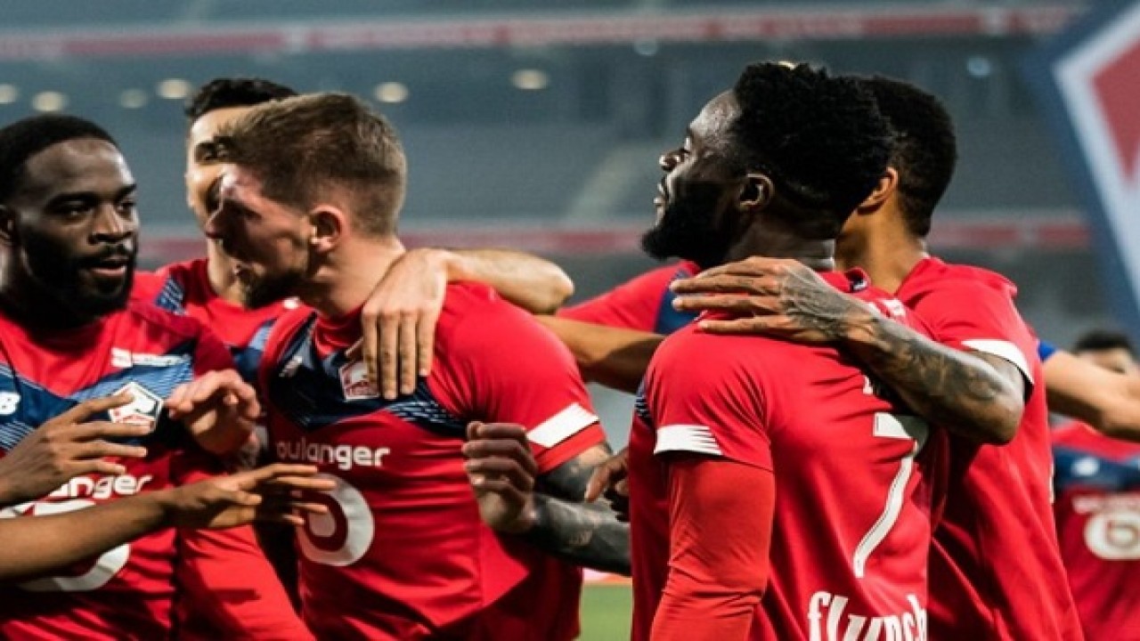 Selebrasi skuad Lille