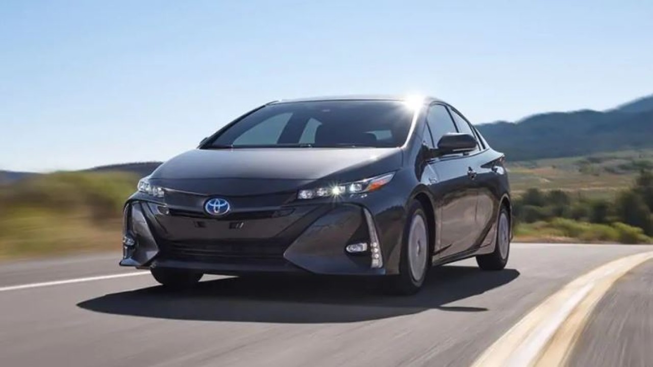 Toyota Prius PHEV. (Istimewa)