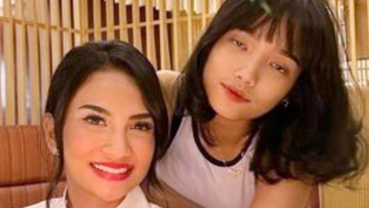 Vanesaa Angel dan adik ipar. (net)