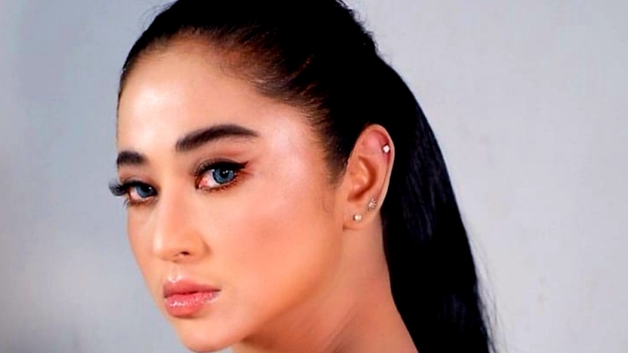 Dewi Perssik. (Instagram)