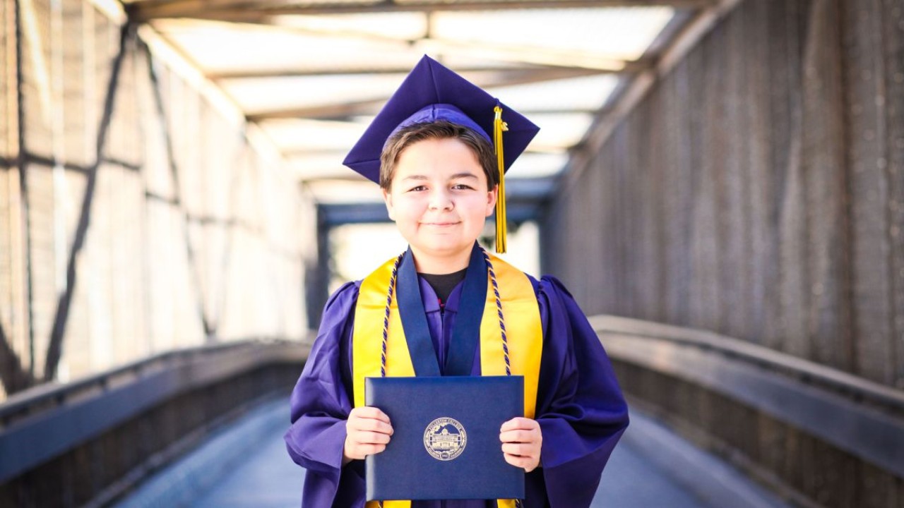 Jack Rico meraih 5 gelar sarjana. (Istimewa)