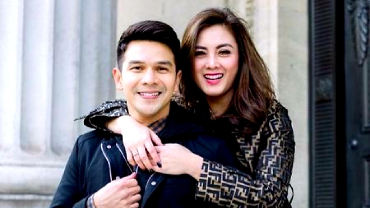 Jonathan Frizzy dan Dhena Devanka (net)