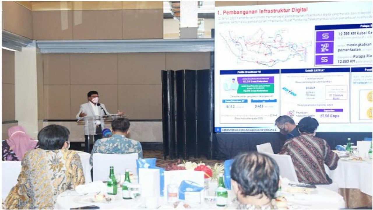 Menteri Komunikasi dan Informatika Johnny G. Plate