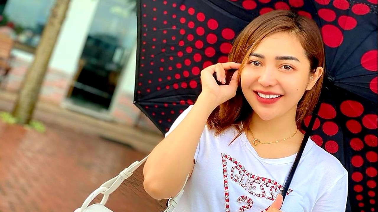 Pedangdut Chacha Sherly. (Instagram)