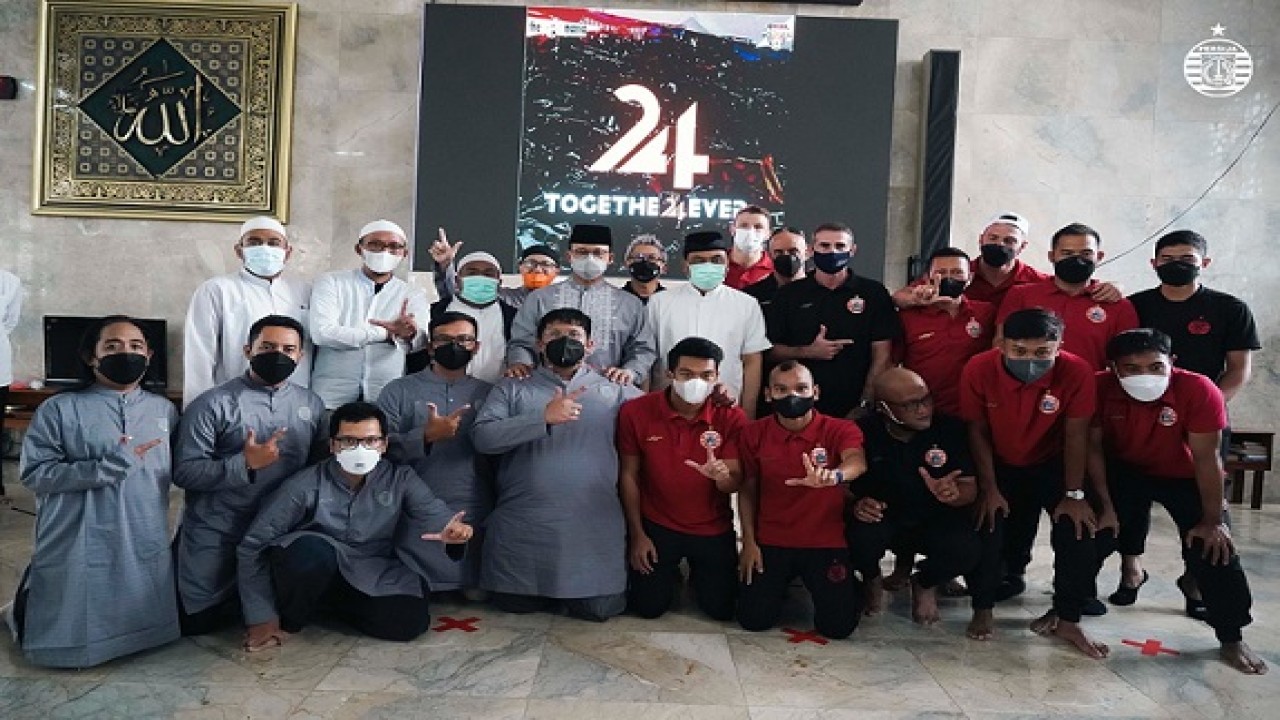 Seluruh elemen Persija