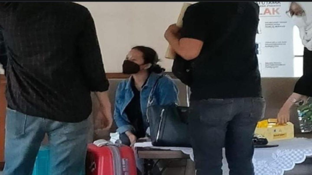 Sisikaeee saat diperiksa polisi/ist