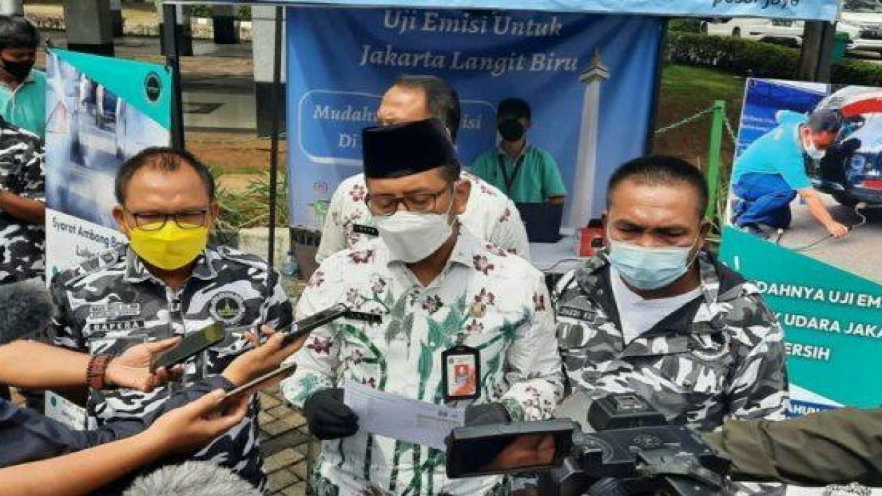Kerja sama uji emisi Bapera DKI dengan Pemkot Jakbar.