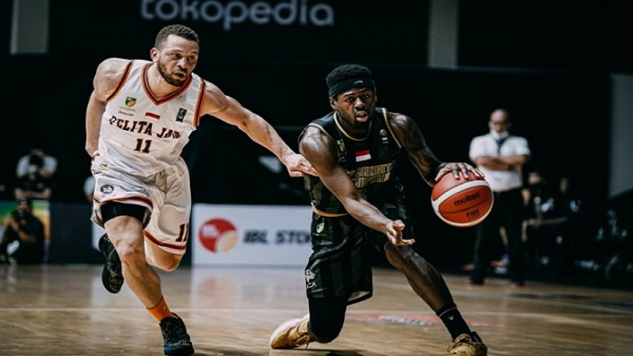 IBL 2022, West Bandits vs Pelita Jaya