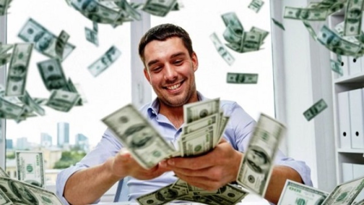 Ilustrasi banyak uang