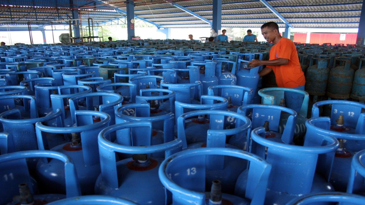 Ilustrasi tumpukan tabung gas 12 kilogram/ist
