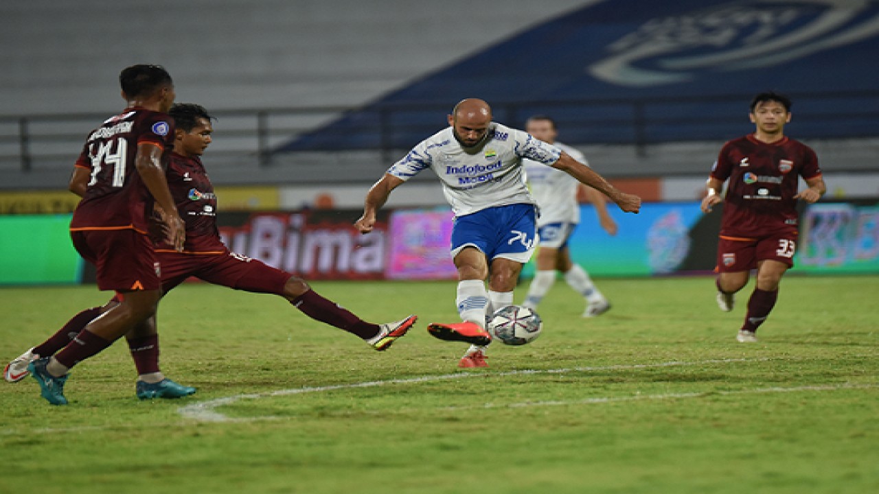 Laga Borneo vs Persib