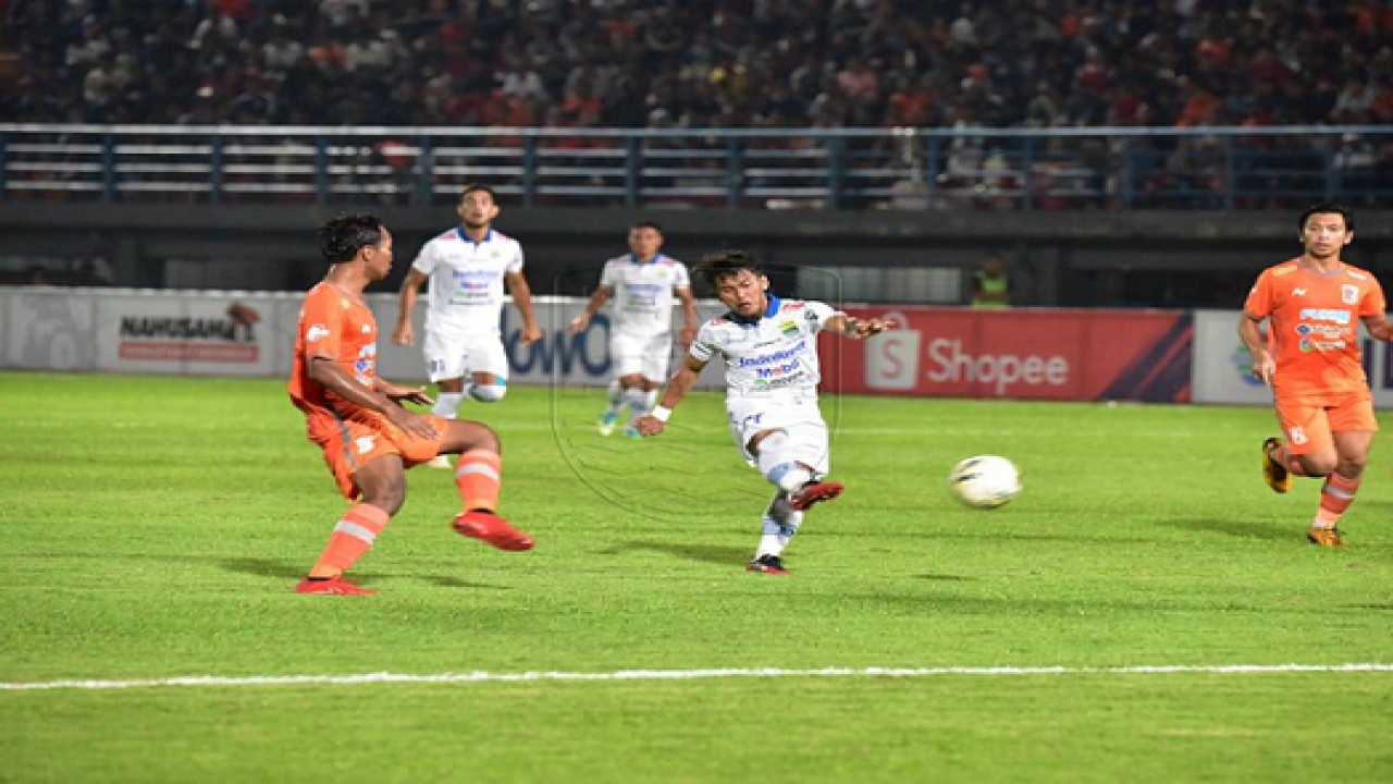 Laga Persib vs Borneo FC tahun 2018